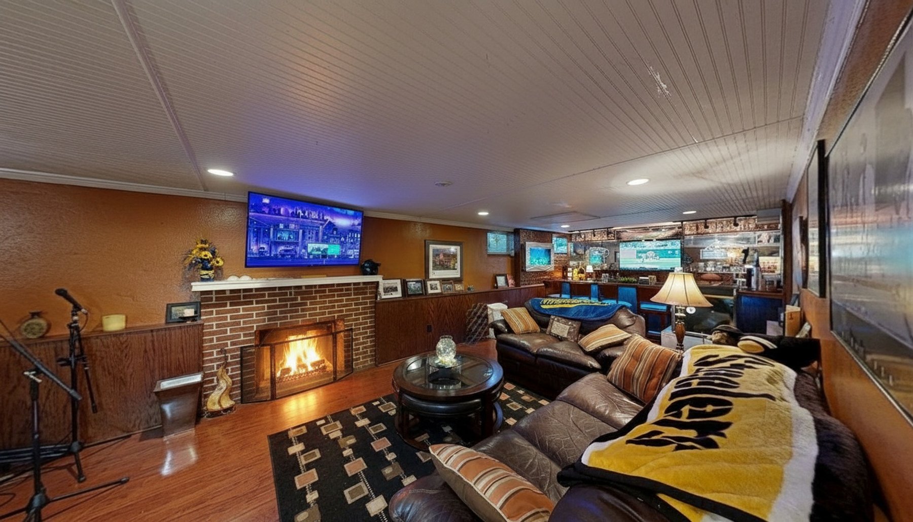 Image for Classic 4 Bedroom Brick Colonial w/ Basement Bar & Garage in Clarksburg