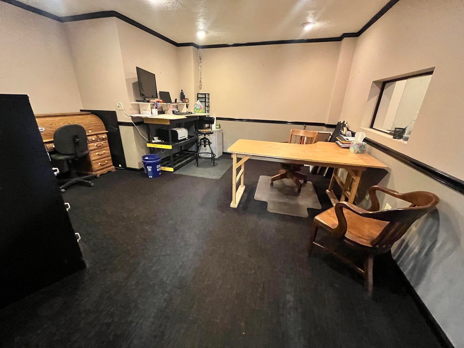 Image for Prime Dunbar Commercial Warehouse – Turn-key Space with Offices & Additional Lot