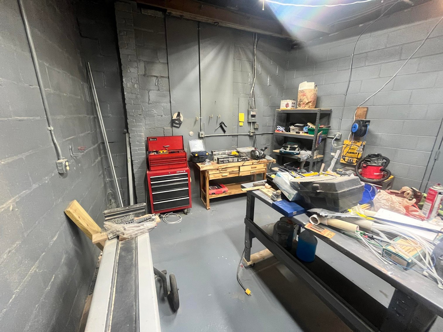 Image for Prime Dunbar Commercial Warehouse – Turn-key Space with Offices & Additional Lot