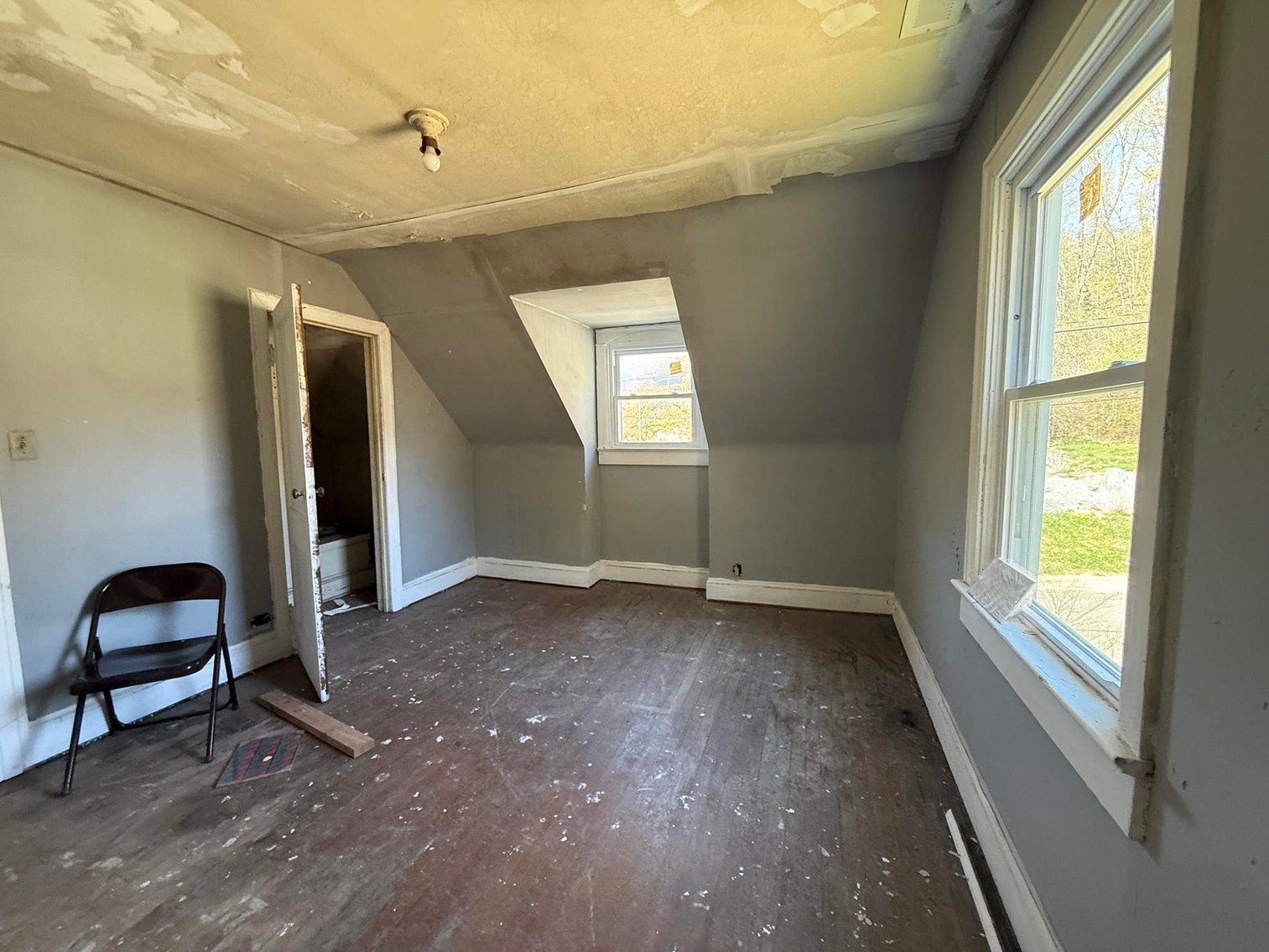 Image for 3 Bedroom Bluefield Home Selling to the Highest Bidder