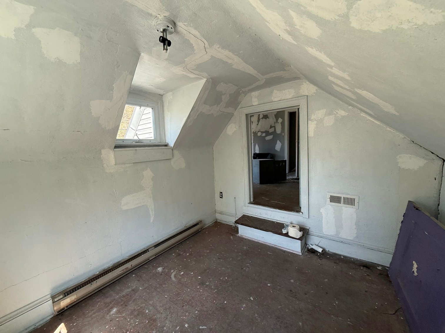 Image for 3 Bedroom Bluefield Home Selling to the Highest Bidder