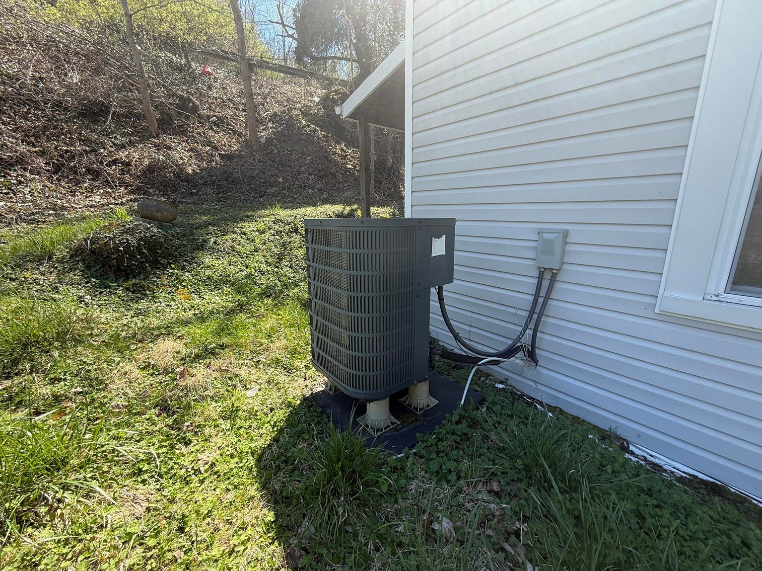 Image for 3 Bedroom Bluefield Home Selling to the Highest Bidder