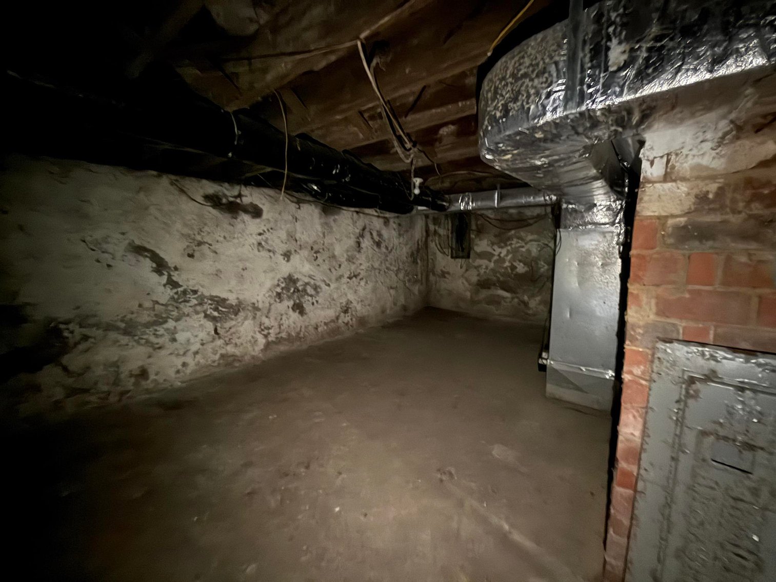 Image for 3 Bedroom Bluefield Home Selling to the Highest Bidder