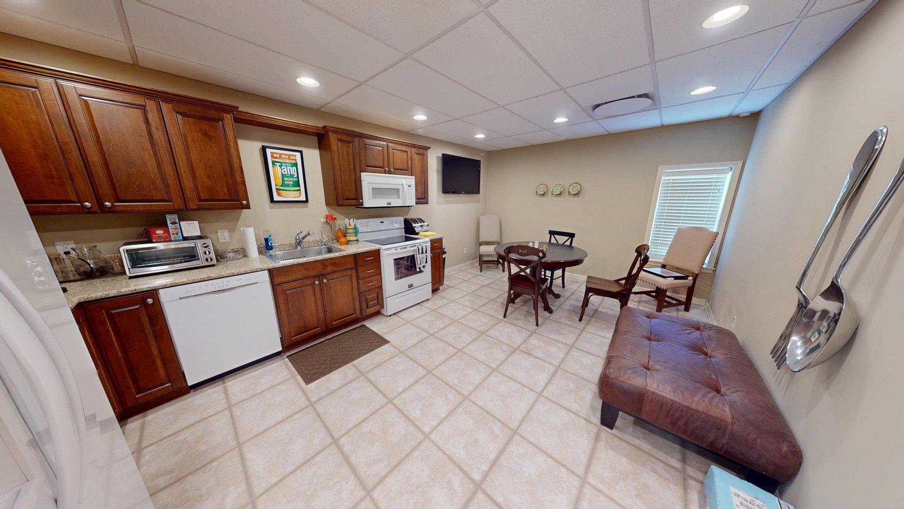 Image for Prime Office Building in High Traffic Vienna Location Selling to the Highest Bidder