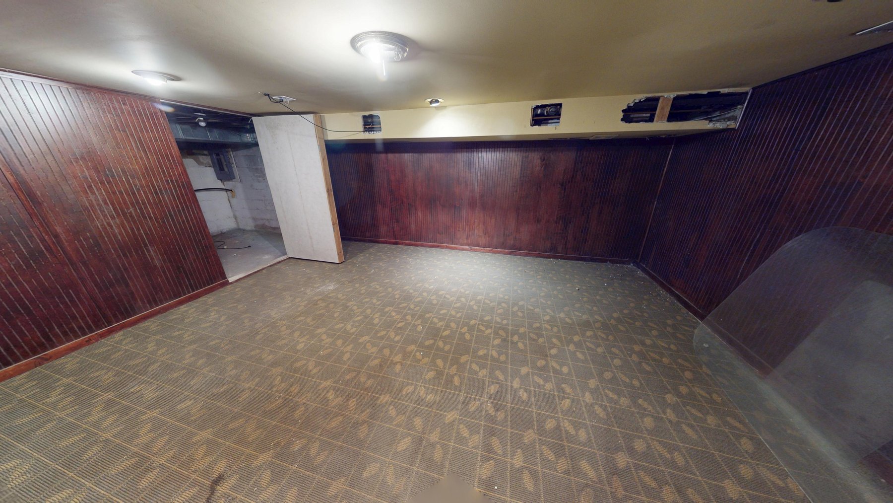 Image for Prime Office Building in High Traffic Vienna Location Selling to the Highest Bidder