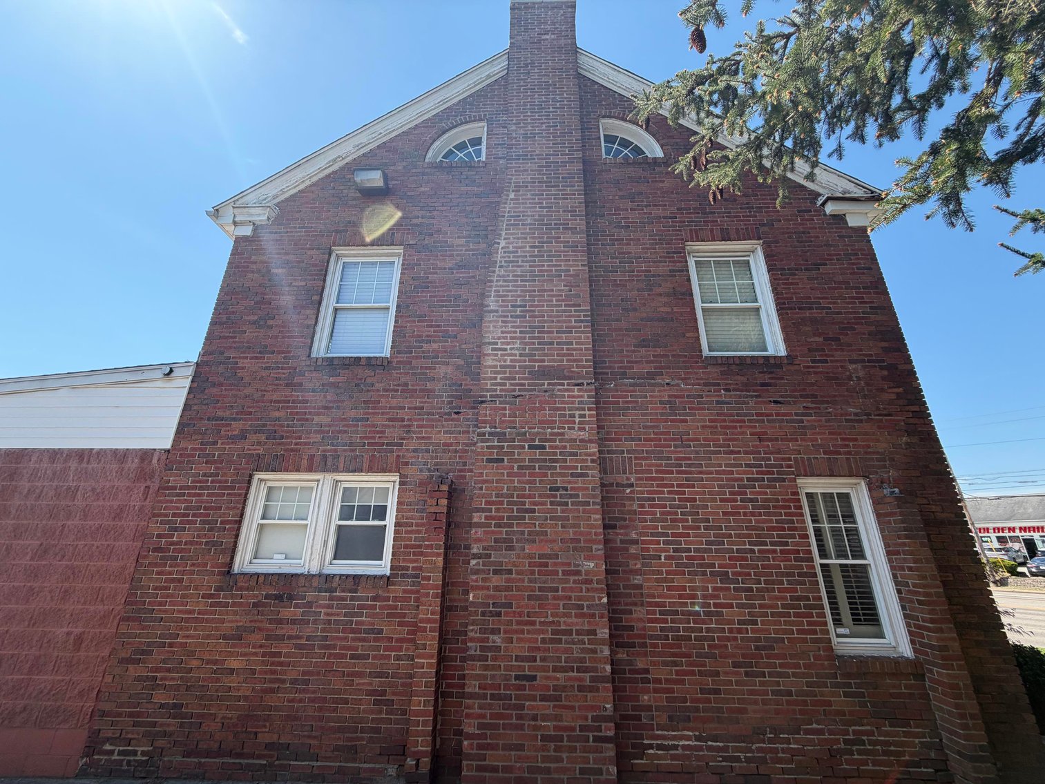 Image for Prime Office Building in High Traffic Vienna Location Selling to the Highest Bidder