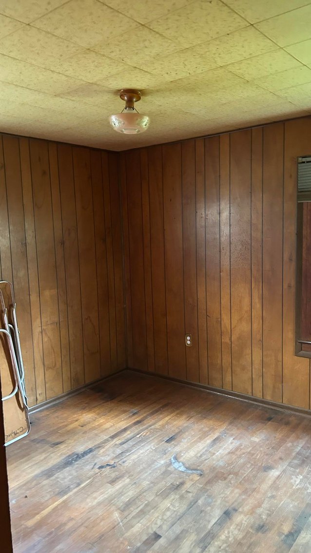 Image for 3 Bedroom Fixer Upper on Sun Valley Road Selling to the Highest Bidder