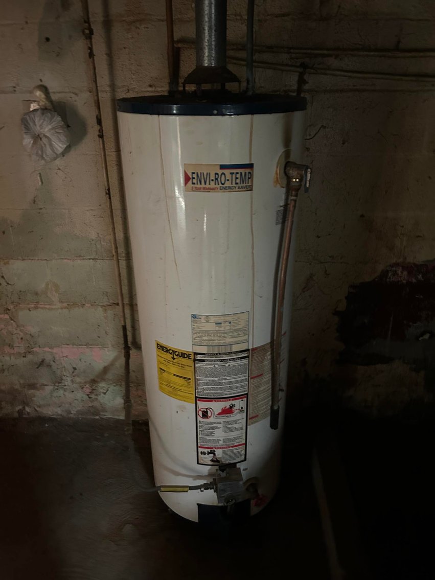 Image for 3 Bedroom Fixer Upper on Sun Valley Road Selling to the Highest Bidder