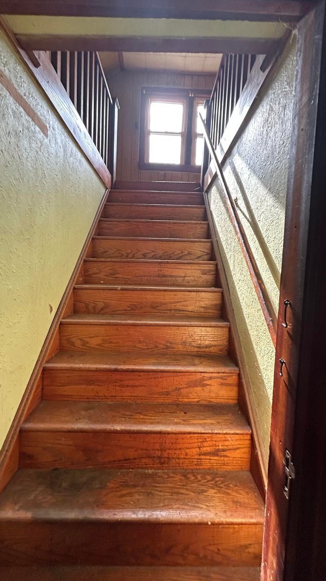 Image for 3 Bedroom Fixer Upper on Sun Valley Road Selling to the Highest Bidder