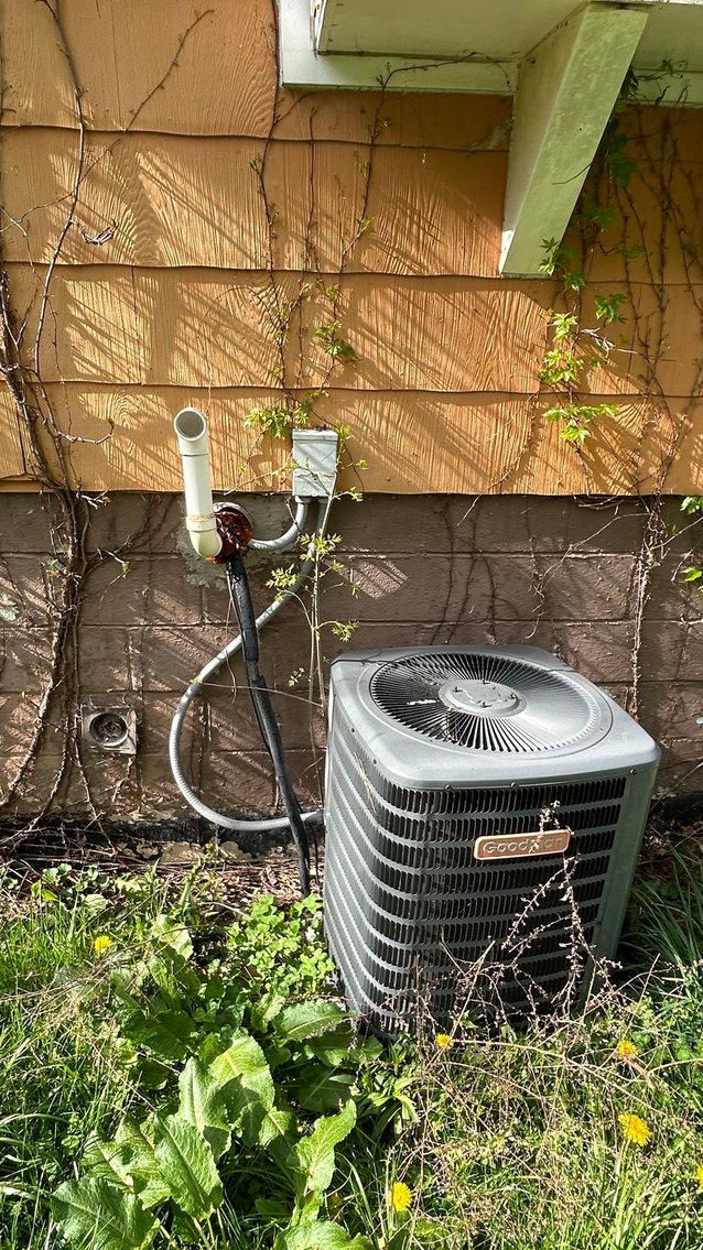 Image for 3 Bedroom Fixer Upper on Sun Valley Road Selling to the Highest Bidder