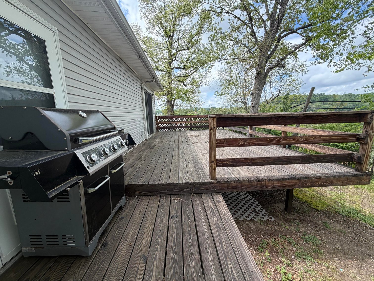 Image for Move-in Ready 3 Bedroom on Nearly an Acre in Charleston