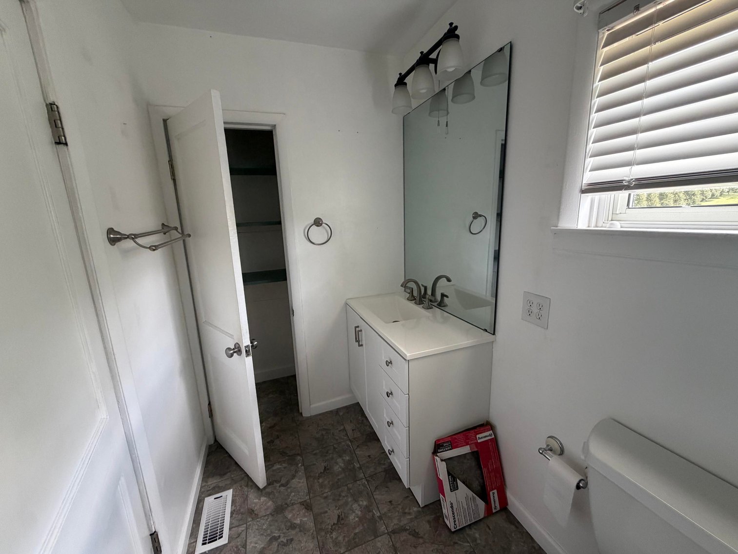 Image for Move-in Ready 3 Bedroom on Nearly an Acre in Charleston