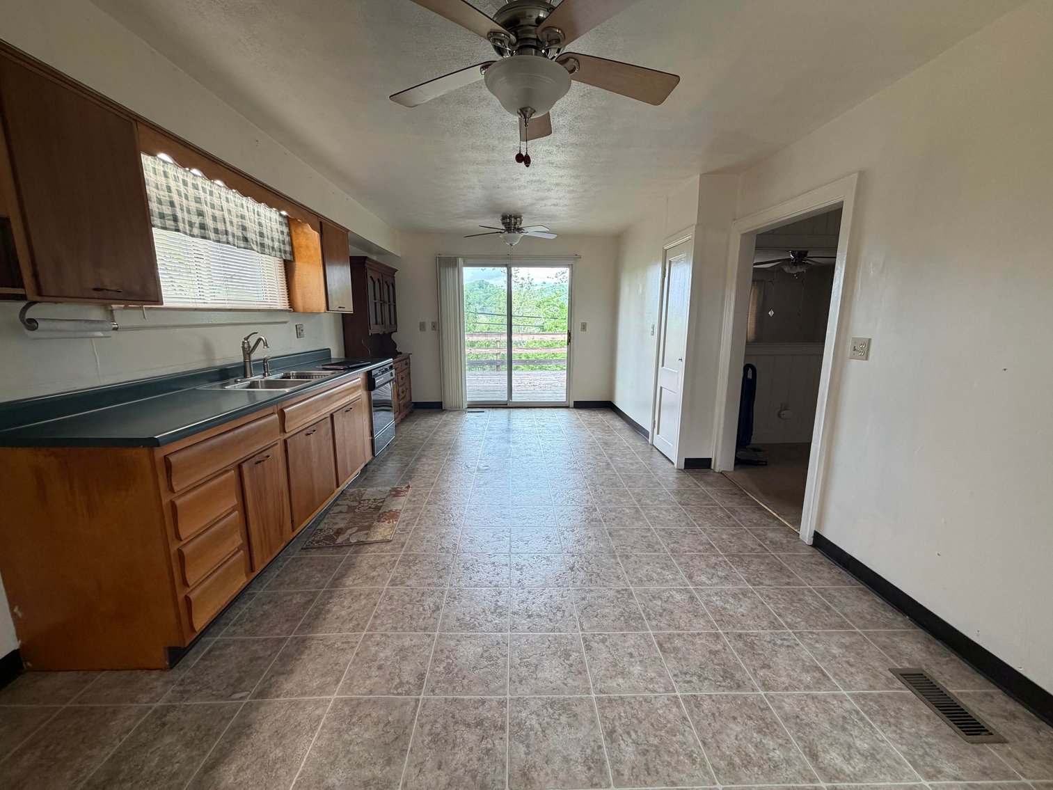 Image for Move-in Ready 3 Bedroom on Nearly an Acre in Charleston