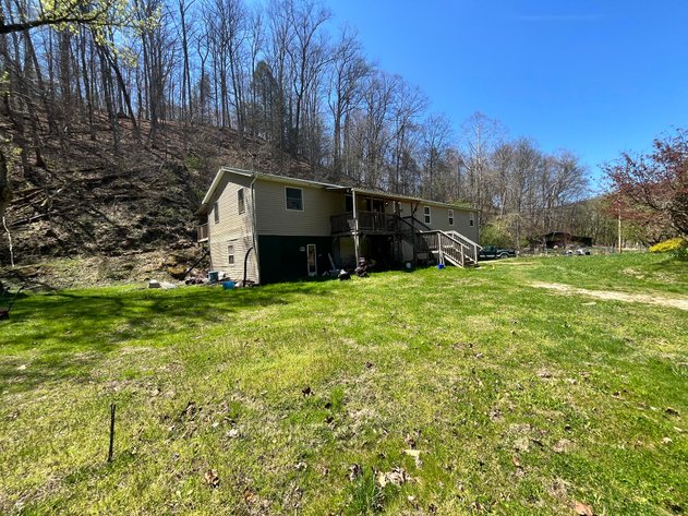 Image for Spacious 4 Bedroom on Over 8 Acres in Roane County