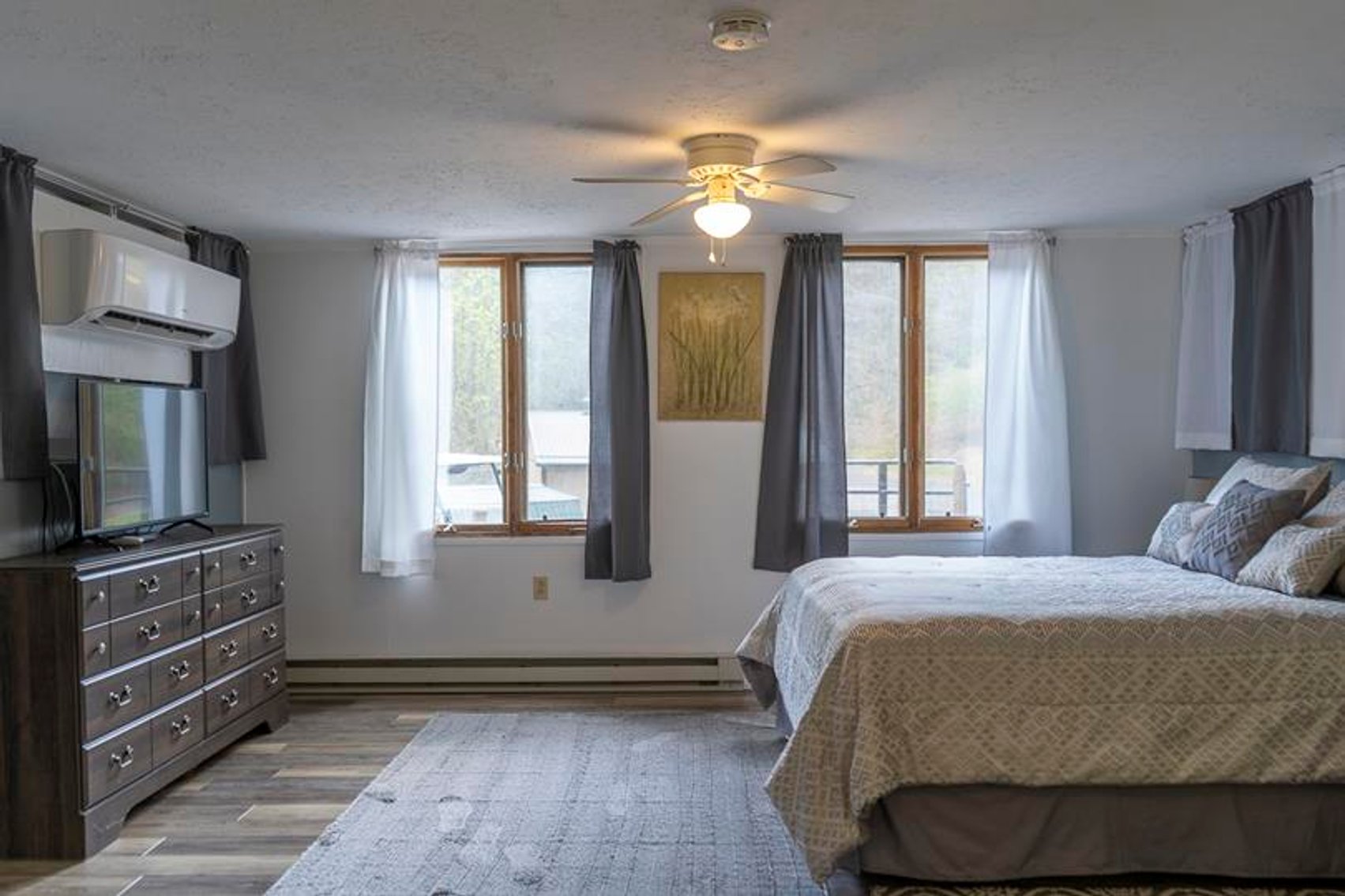Image for Impressive Cabin with Guest House on 46 Acres in Harrison County