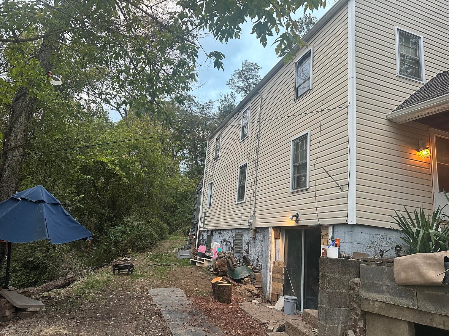 Image for 4 Bedroom Ready for a Remodel in the Warwood Section of Wheeling