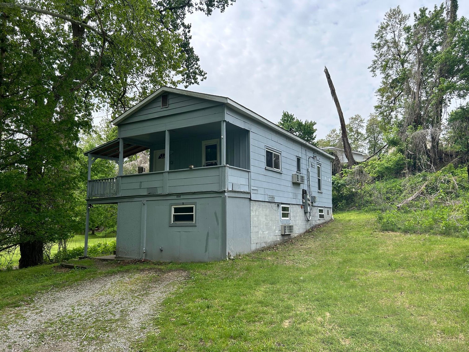 Image for Triplex and Duplex on a Nice Lot in Vienna