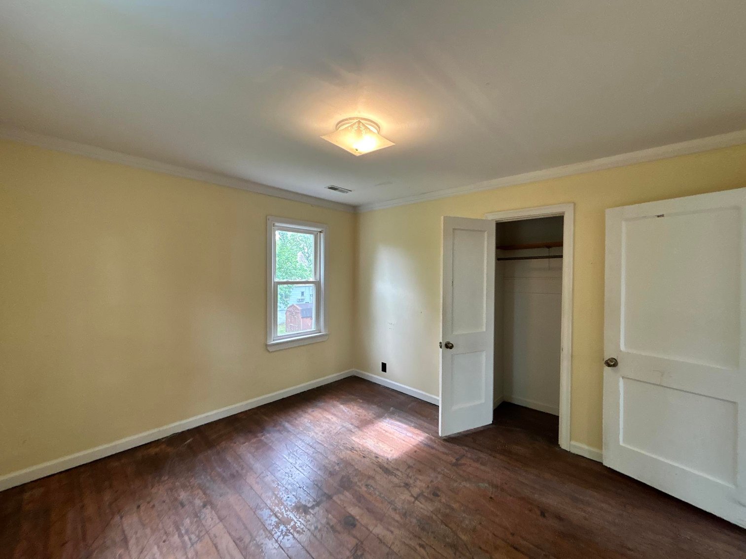 Image for Triplex and Duplex on a Nice Lot in Vienna