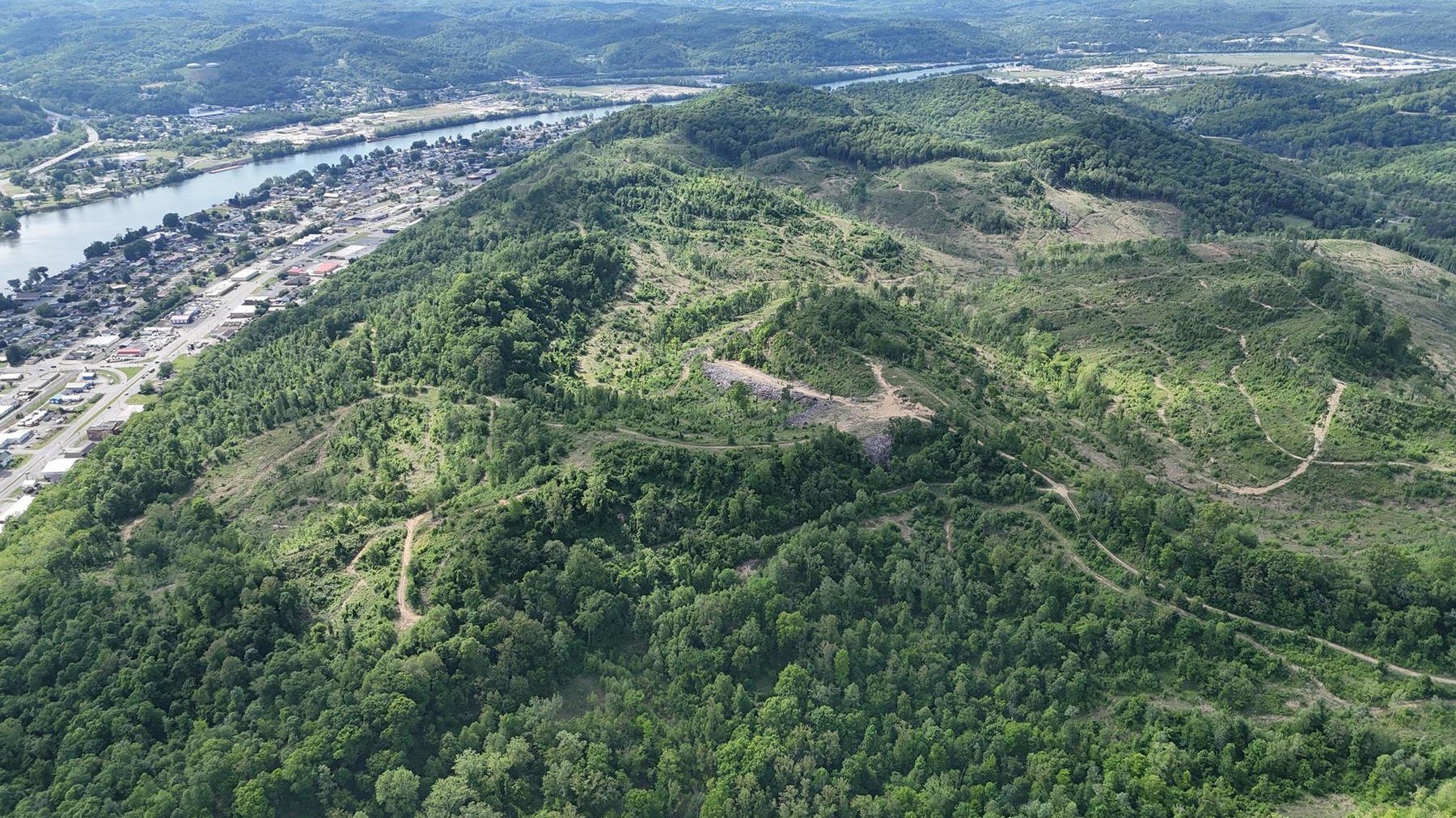 Image for 806 Acres in the Heart of Cross Lanes/Nitro Market