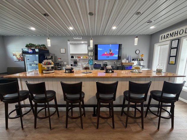 Image for Turn-Key Restaurant & Hot Spot in Gassaway
