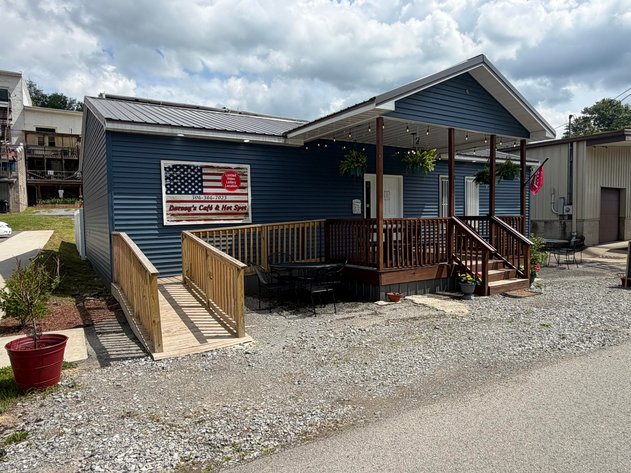 Image for Turn-Key Restaurant & Hot Spot in Gassaway