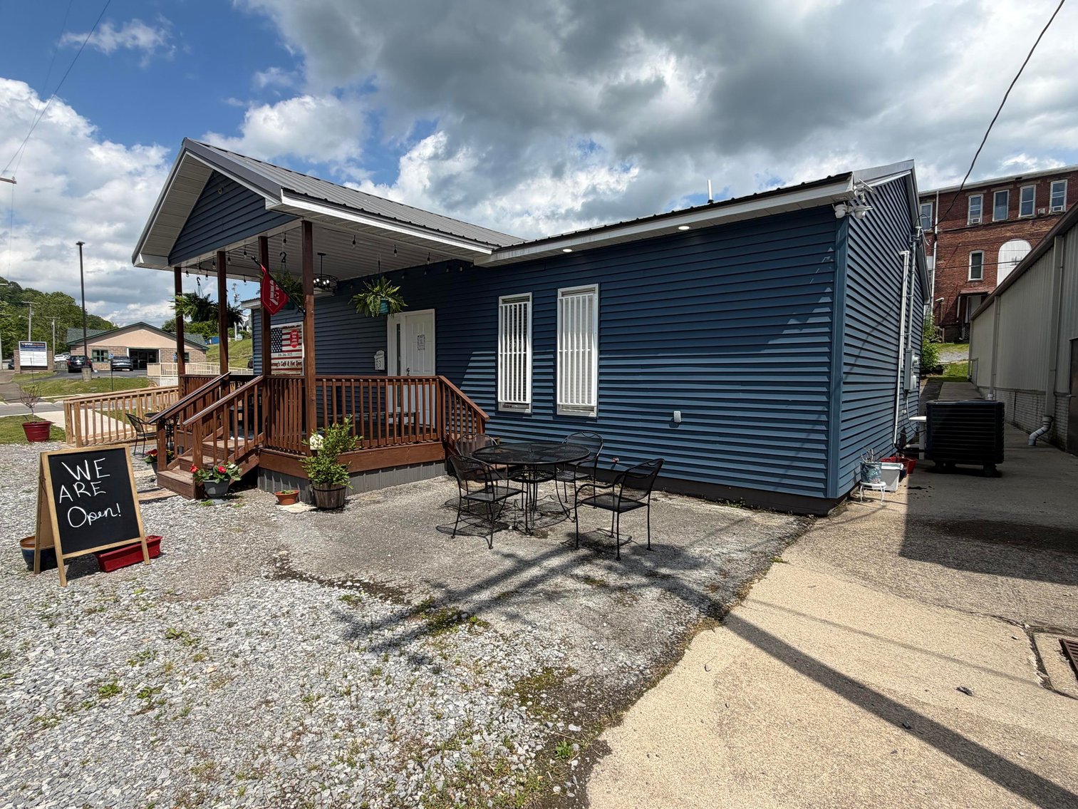 Image for Turn-Key Restaurant & Hot Spot in Gassaway