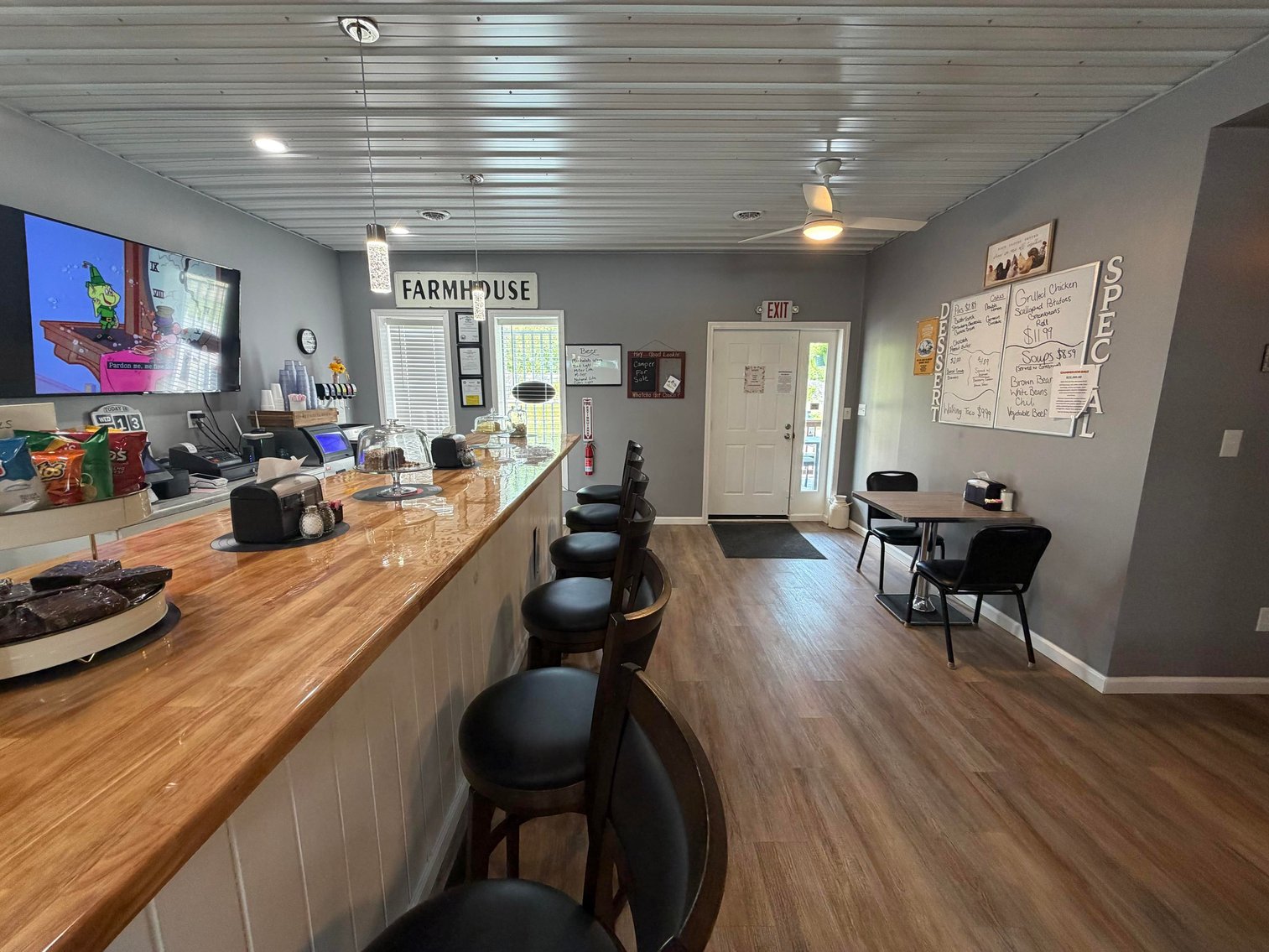 Image for Turn-Key Restaurant & Hot Spot in Gassaway