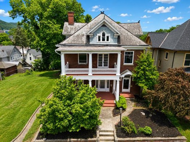 Image for Upscale Duplex in the Heart of Roanoke, Virginia