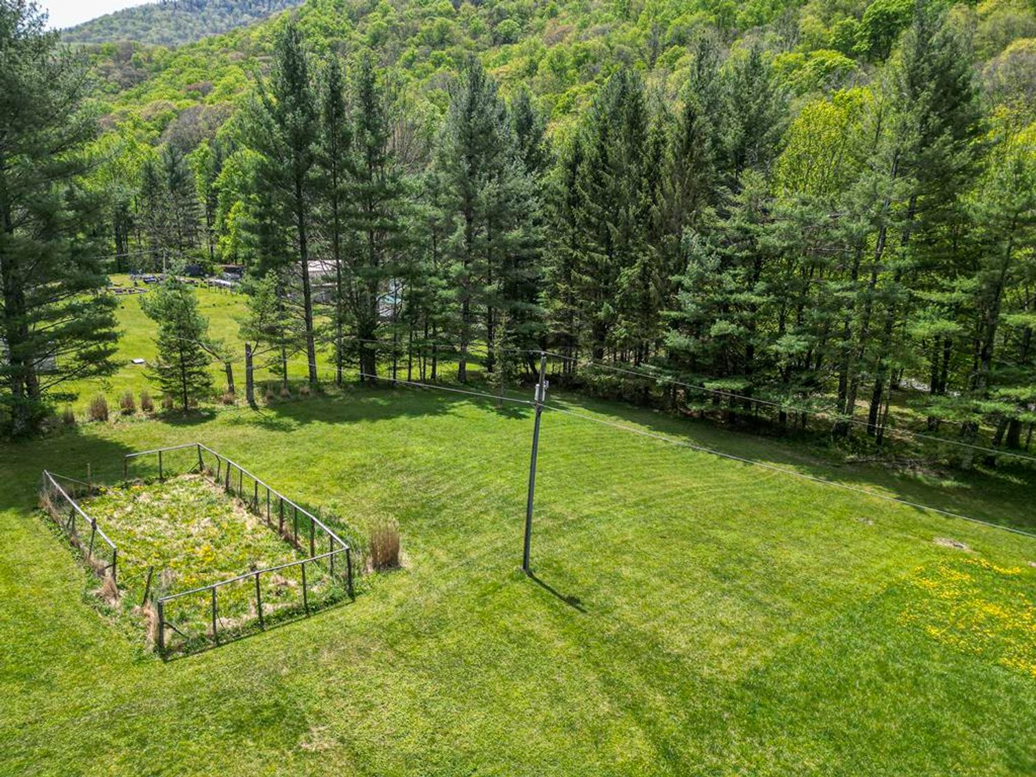 Image for Beautiful Log Home on 4 Acres Minutes from The Elk Springs Resort