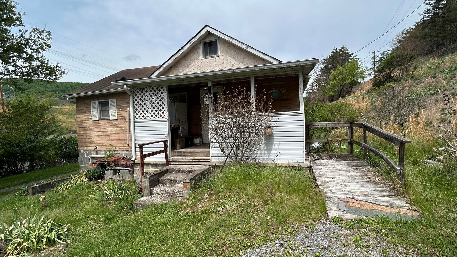Image for Rustic Mountain Cottage on Nearly 2.5 Acres in Petersburg Selling to the Highest Bidder