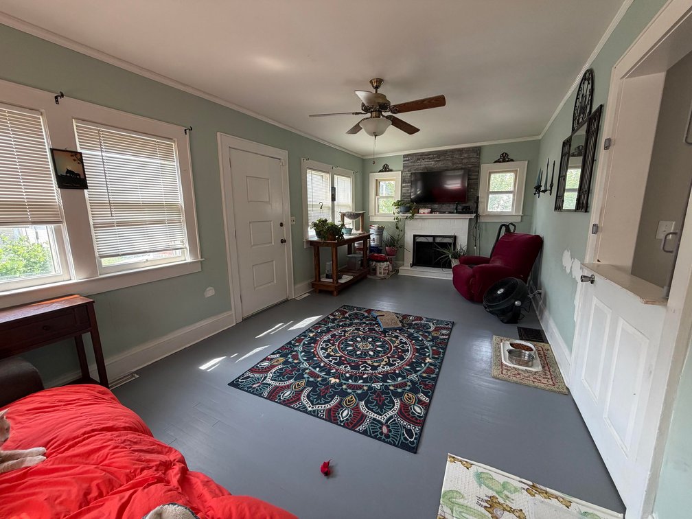 Image for 3 Bedroom with 2-Stall Garage in Dunbar
