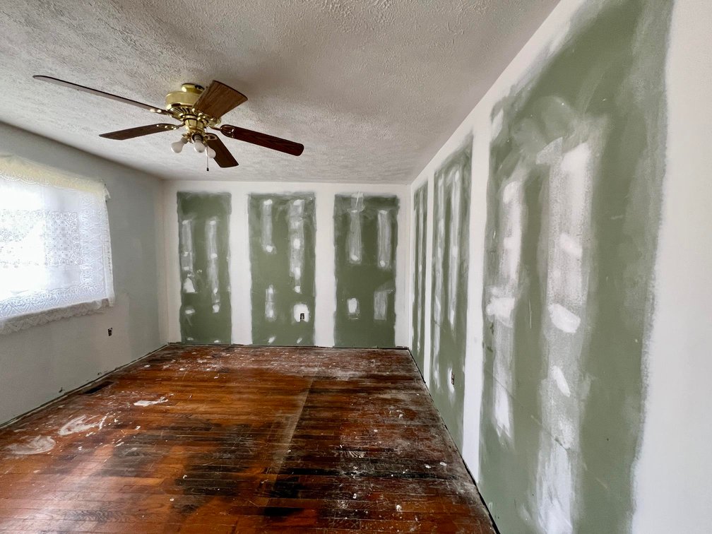 Image for 3 Bedroom Renovation Opportunity in Nitro