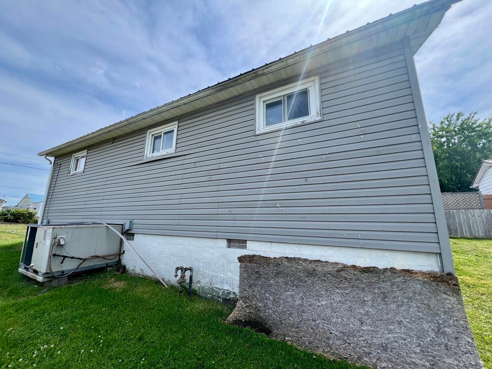 Image for 3 Bedroom Renovation Opportunity in Nitro