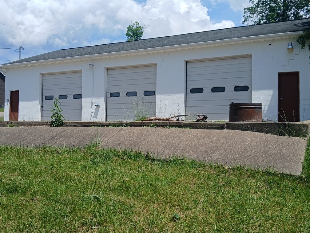 Image for Move-in Ready 3 Bedroom on Half an Acre in Elkview