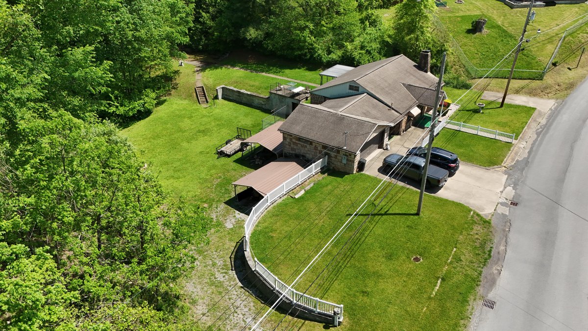 Image for Spacious 2 Bedroom Stone Home in Fairmont