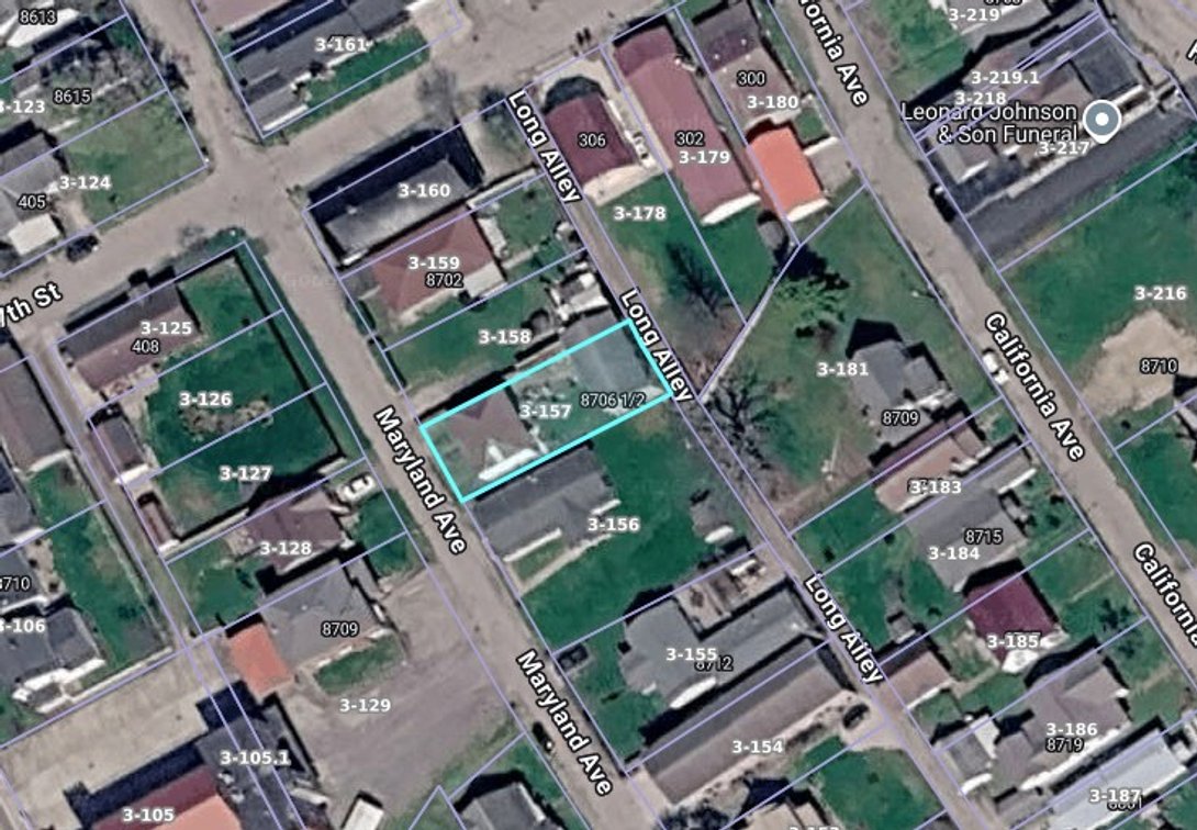 Image for 2 Bedroom Plus Apartment in Marmet Ideal for a Remodel