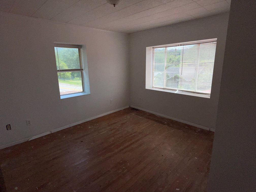 Image for Spacious 4 Bedroom in Chapmanville – Potential Duplex Conversion
