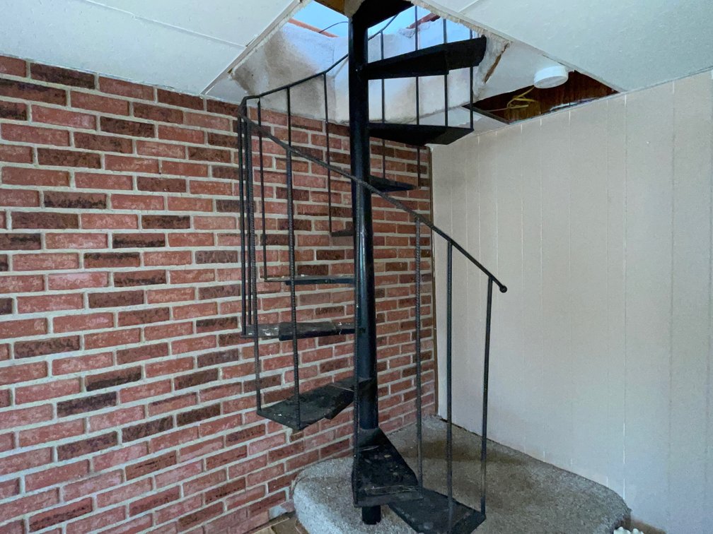 Image for Spacious 4 Bedroom in Chapmanville – Potential Duplex Conversion
