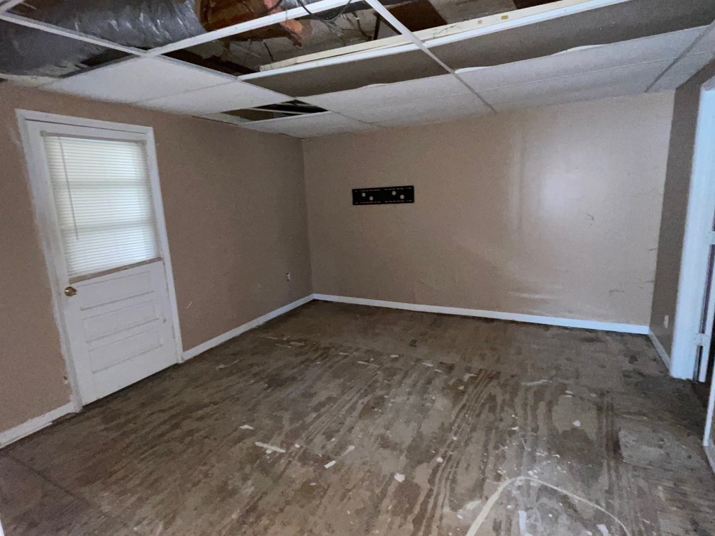 Image for Spacious 4 Bedroom in Chapmanville – Potential Duplex Conversion