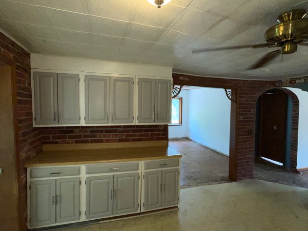 Image for Spacious 4 Bedroom in Chapmanville – Potential Duplex Conversion