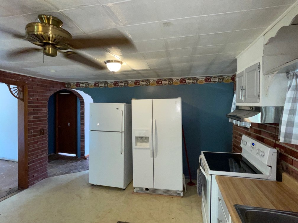 Image for Spacious 4 Bedroom in Chapmanville – Potential Duplex Conversion