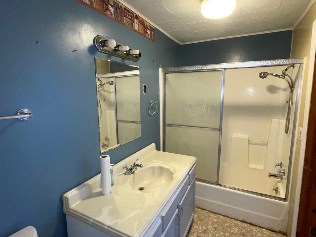 Image for Spacious 4 Bedroom in Chapmanville – Potential Duplex Conversion