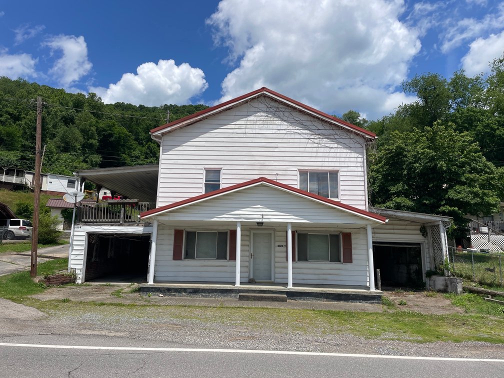 Image for Spacious 4 Bedroom in Chapmanville – Potential Duplex Conversion