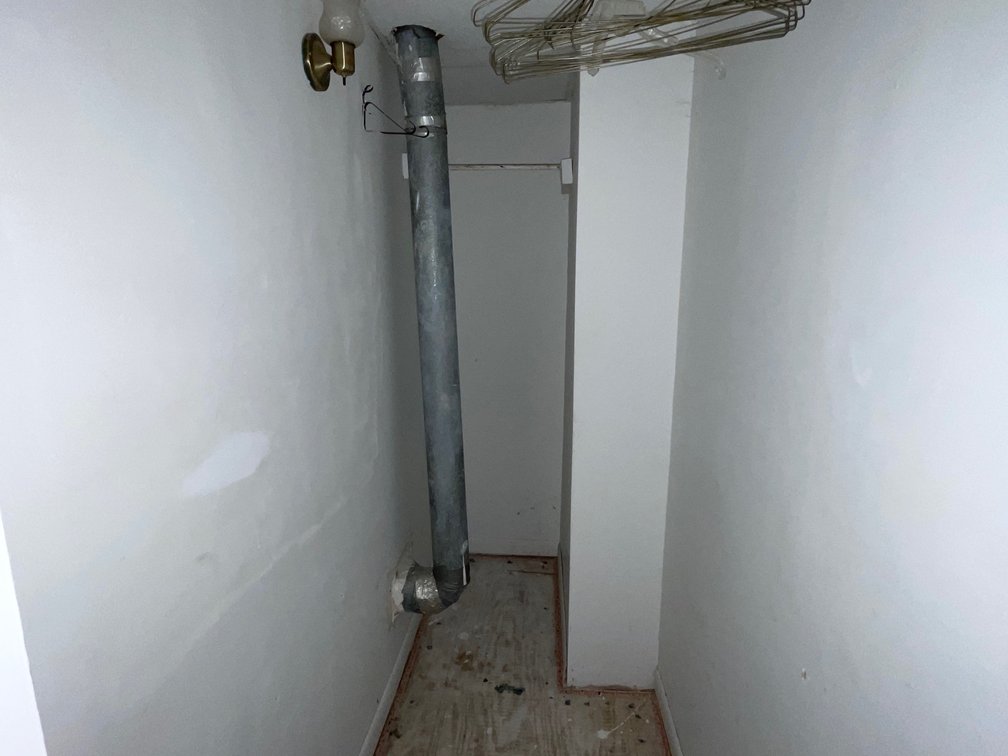 Image for Spacious 4 Bedroom in Chapmanville – Potential Duplex Conversion