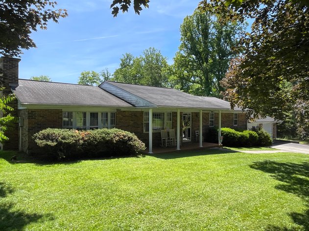 Image for Pristine 3 Bedroom Ranch on over 2 Acres in Oak Hill