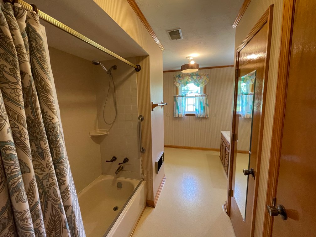 Image for Pristine 3 Bedroom Ranch on over 2 Acres in Oak Hill