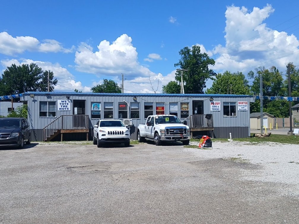 Image for Commercial Property with Office Facility on MacCorkle Avenue
