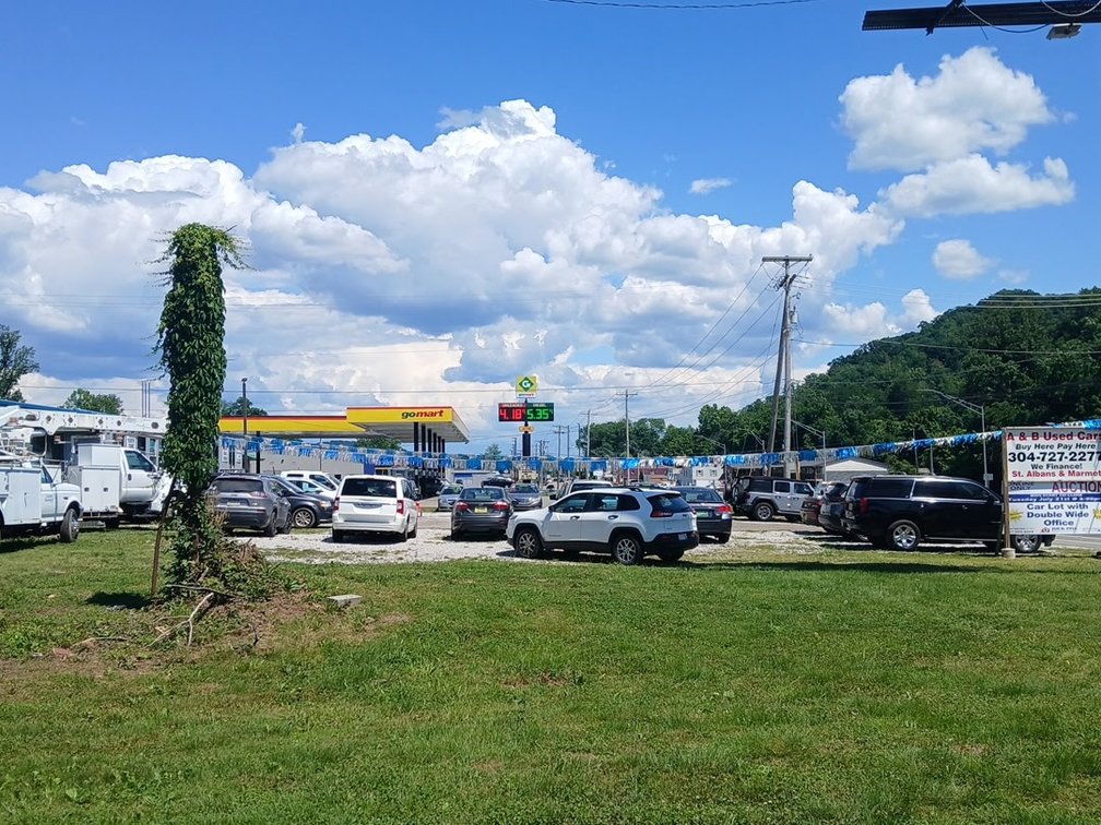Image for Commercial Property with Office Facility on MacCorkle Avenue