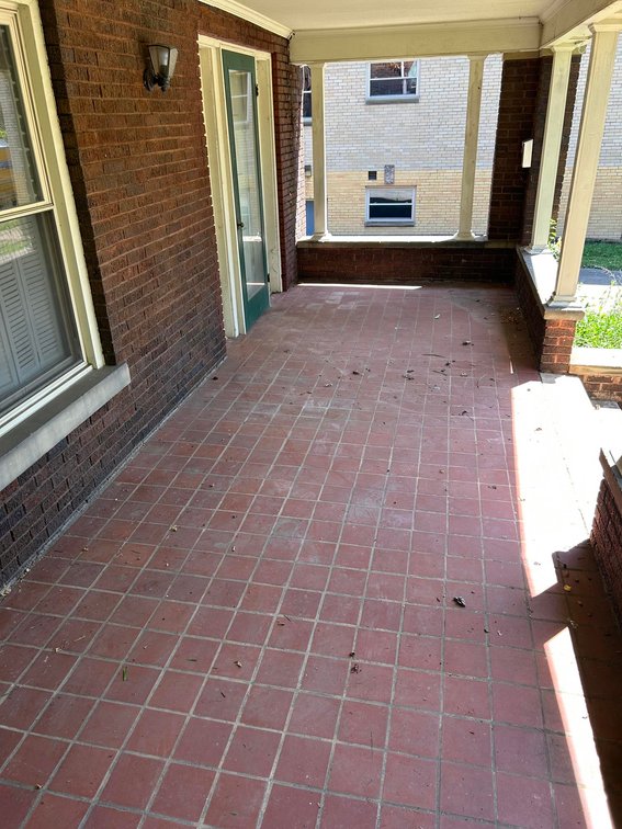 Image for Brick 4 Bedroom in Huntington Selling to the Highest Bidder