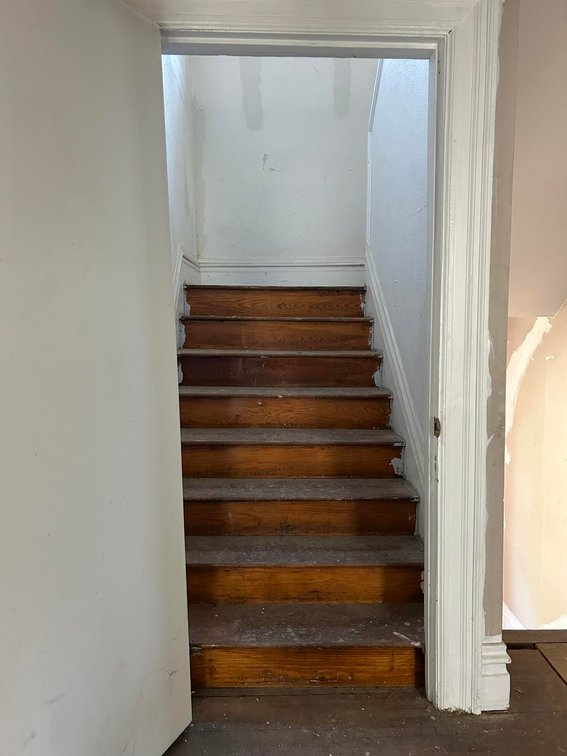 Image for Brick 4 Bedroom in Huntington Selling to the Highest Bidder
